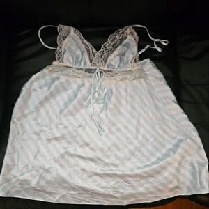 Victoria's Secret Lace Embellished Lingerie Spring  Collection Sz Large